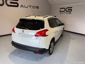Peugeot 2008 AUTO / PANROOF / NEW NCT/ MINT - Image 3