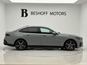 BMW i5 EDRIVE 40 M-SPORT PRO=LOW MILES//HUGE SPEC/ - Image 4