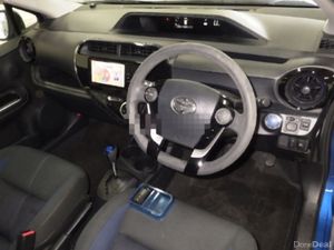 2018 Toyota Aqua - Beautiful color - Low milage - Image 4