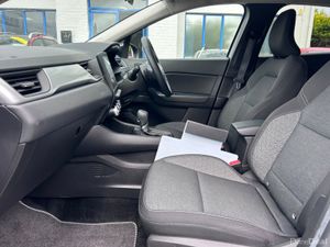 2023 RENAULT CAPTUR 1.3 PETROL AUTO EVOLUTION - Image 4
