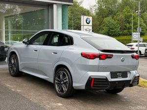 BMW iX2 eDrive20 M Sport - Image 2