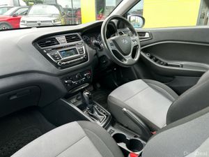 Hyundai i20 ACTIVE DELUXE 5DR AUTO - Image 3