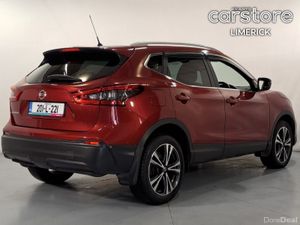 Nissan Qashqai 1.3 PET SE + 18" Alloys - Image 3