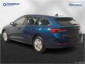 Skoda OCTAVIA Diesel Estate SE Technology - Image 3