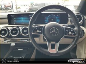Mercedes-Benz CLA CLA200d Coup A/T Progressive - Image 2