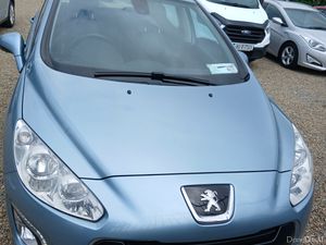 Peugeot 308 2012 mint condition diesel - Image 3