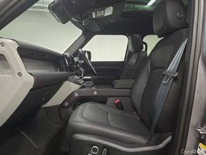 Land Rover Defender Diesel Estate X-Dynamic SE - Image 4