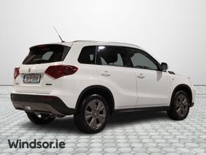 Suzuki Vitara Vitara 1.5 Full Hybrid Motion AGS - Image 2