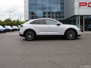 Porsche Macan Electric - Image 4