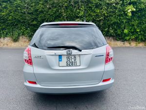 Honda Shuttle SHUTTLE DAA-GP2 HYBRID 5DR AUTO - Image 4