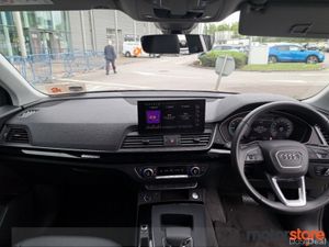 Audi Q5 Q5 TFSIe 299HP QUATTRO SE **TINY MILEAGE / - Image 3