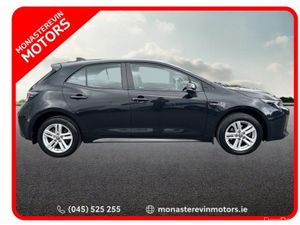 Toyota Corolla HYBRID LUNA H/B 4DR AUTO - Image 3