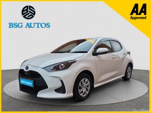 2020 TOYOTA YARIS 1.5 PETROL HYBRID AUTO *FINANCE* - Image 4