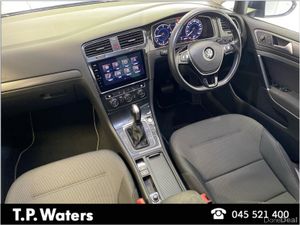 Volkswagen Golf 2.0 TDI - AUTOMATIC - REVERSING CA - Image 2