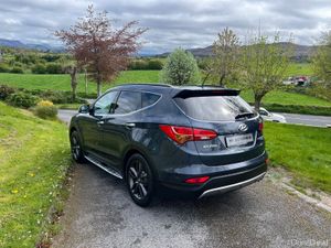 Hyundai Santa Fe 2014 7 seater - Image 2