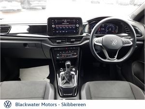Volkswagen T-Roc 1.5TSI 150BHP STYLE PLUS AUTOMATI - Image 2