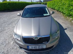 Skoda Superb 2011 nct 02.27 - Image 4