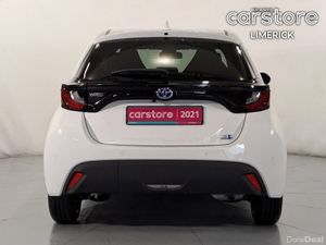 Toyota Yaris 1.5 HYBRID AUTO - Image 4
