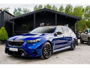 BMW M5 TOURING, HUGE SPEC, ULTIMATE PACK, M DRIVER - Image 3