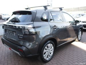 Suzuki SX4 S-Cross 2023 - Image 4
