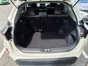 Toyota Yaris Cross 2021 1.5L Petrol Hybrid Auto - Image 4
