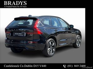 Volvo XC60 T6 Plus Dark AWD PHEV - Image 3