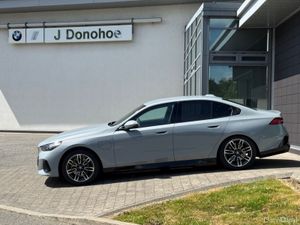 BMW 5-Series 530e M Sport Saloon - Image 3