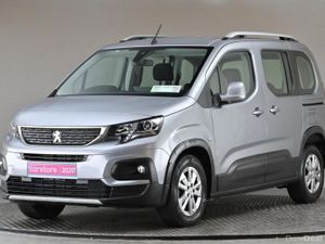 Peugeot Rifter 1.5 HDI 5SPD ALLURE 5SEATS **REVERS - Image 3