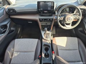 Toyota Yaris Cross ** 1.5 HYBRID ** AUTO ** HUGE S - Image 2