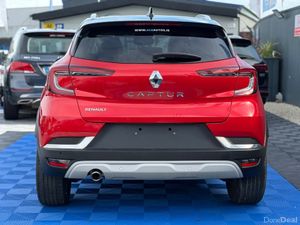 Renault Captur INTENSE - 1.3 PETROL - AUTO - 12M W - Image 4