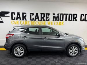 Nissan Qashqai 1.2 SV MY16 SP + NC E6 4DR - Image 3