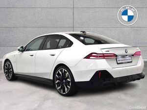 BMW 5-Series 550e xDrive M Sport Pro Saloon - Image 3
