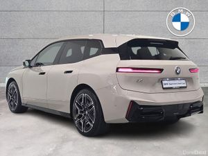 BMW iX xDrive45 M Sport - Image 2