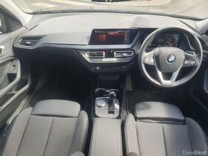 BMW 1-Series 118i Sport - Image 4