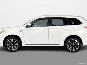 2018 Mitsubishi Outlander 2.0 Petrol Plug in Hybri - Image 4