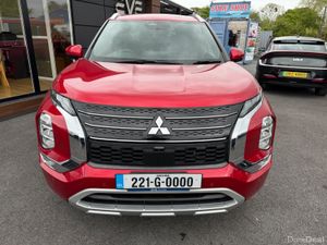 7 seater Plug-in Hybrid - Top Spec - Like New - Image 4