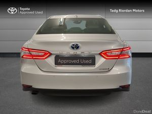Toyota Camry HYBRID PLATINUM - Image 4