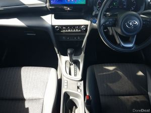 Toyota Yaris Cross 1.5 HYBRID - Image 4