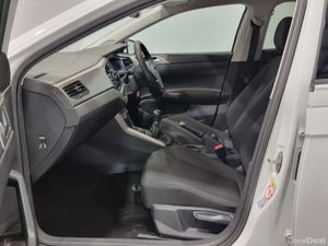 Volkswagen Polo 1.0 TSI 65HP R-Line - Image 4