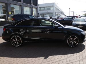 LIMOUSINE 1.0 TFSI 115 SE 4DR SALOON // SPORT PACK - Image 3