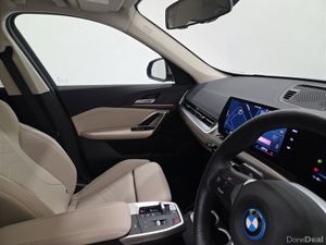 BMW iX1 eDrive20 xLine - Image 3