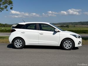 Hyundai i20 2020 Classic 1.2 Low mileage - Image 3