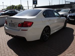 523D 4DR M-SPORT SALOON AUTO  // UPGRADED M-SPORT - Image 4
