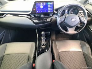 Toyota C-HR HYBRID AUTO G SAFETY+ - Image 4
