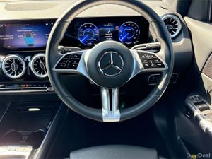 Mercedes-Benz 300 C 300 E Amg Line Premium Auto  A - Image 4