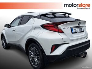 Toyota C-HR 1.8 HYBRID SOL TOP SPEC - Image 3