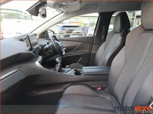 Peugeot 5008 1.2 PureTech 130bhp Allure - Image 3