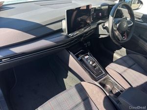 Volkswagen Golf GTI 2.0 TSI 265HP DSG - Image 2