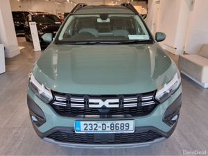 Dacia Jogger EXPRESSION TCE 110 - 7 Seats - Low Mi - Image 2