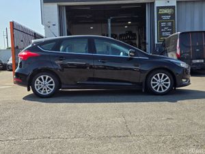 Ford Focus 2016 - Image 2